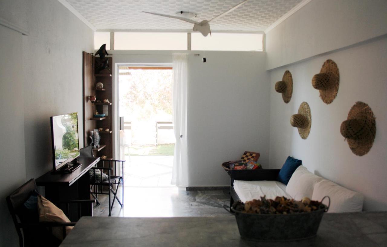 Beachfront Garden Apartment- Atlas Complex ルートラキ エクステリア 写真