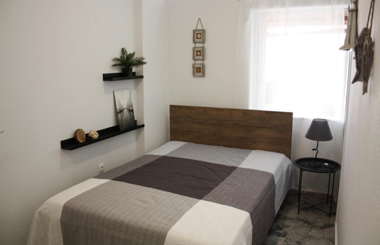 Beachfront Garden Apartment- Atlas Complex ルートラキ エクステリア 写真